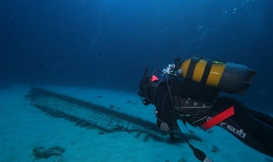 Dive-site-photo-Kalypso Walls-Crete-02.jpg