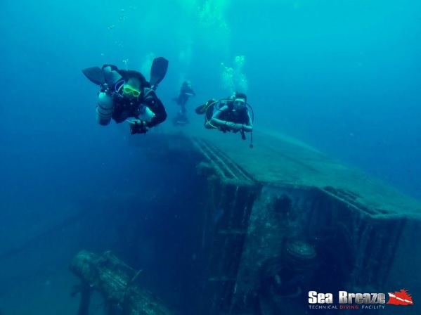 Seabreaze-01.jpg